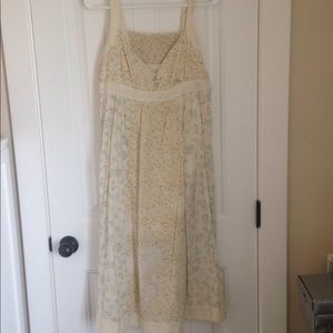 Cute yellow sundress